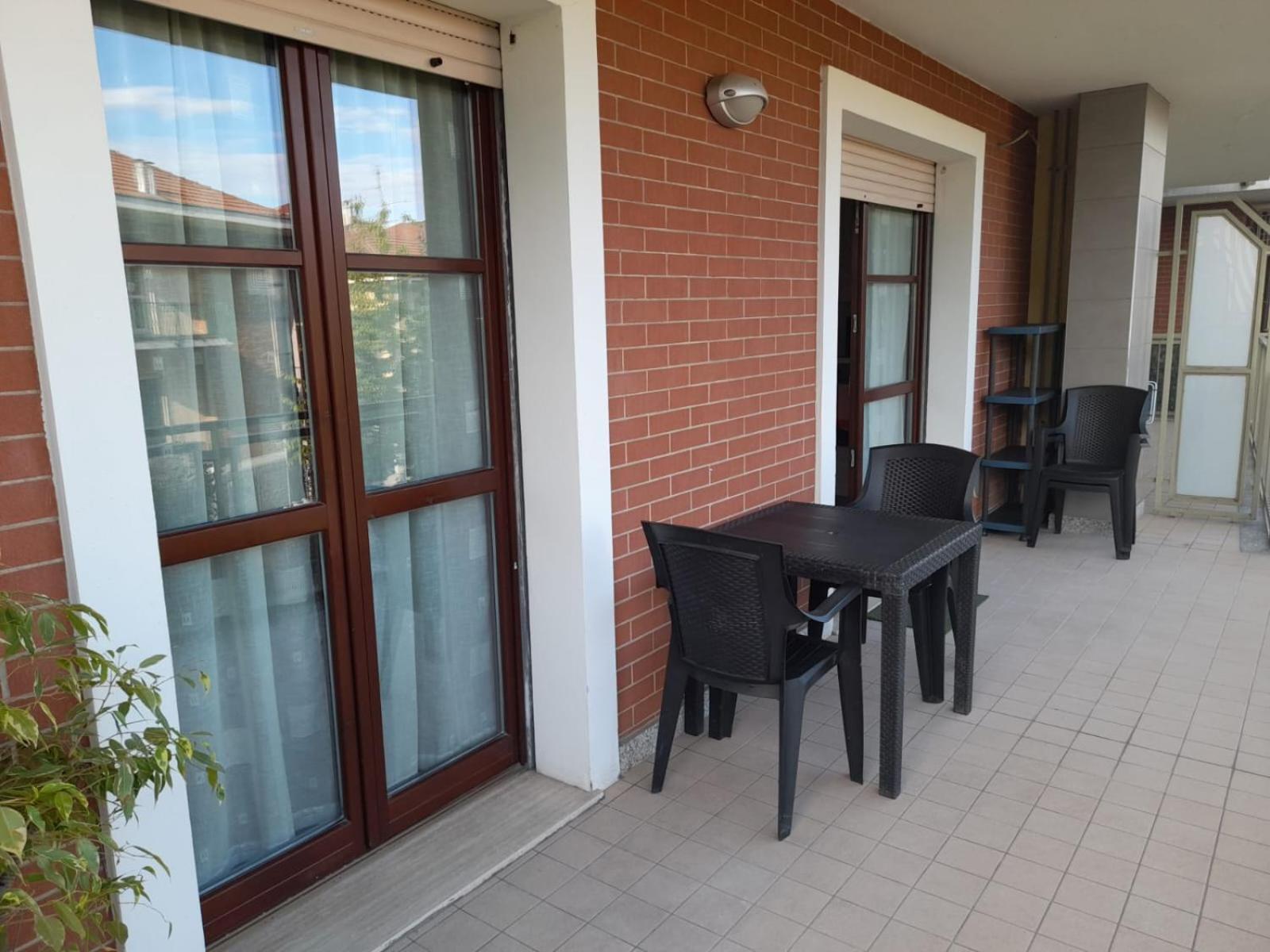Relax Preserasca-Modern Apartment-Borgo Mercato-Moncalieri Exterior photo