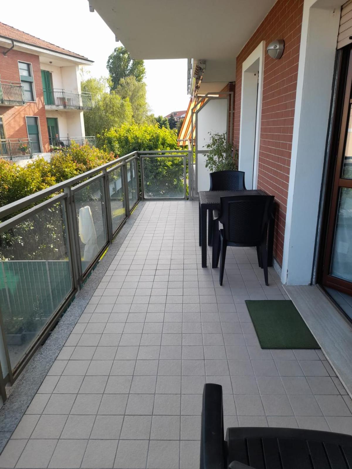 Relax Preserasca-Modern Apartment-Borgo Mercato-Moncalieri Exterior photo